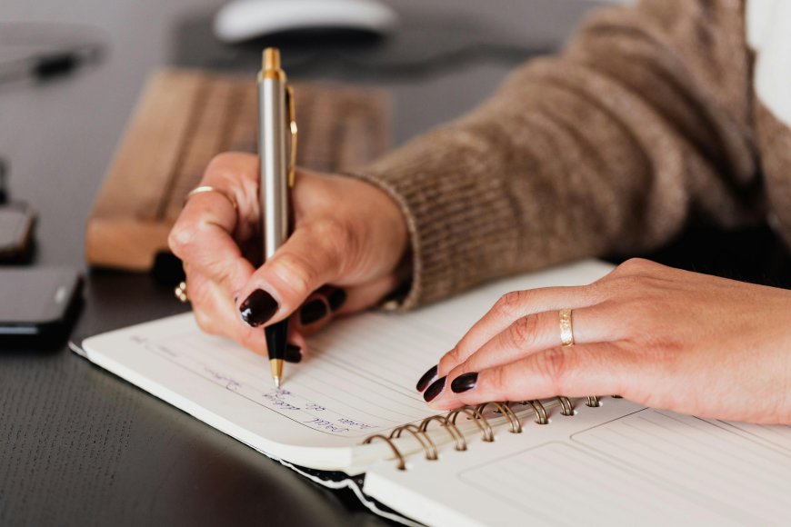 HOW GRATITUDE JOURNALING CAN TRANSFORM YOUR LIFE